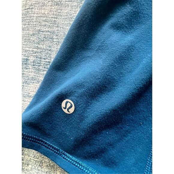 Lululemon Poseidon Blue / Dottie Dash White Black Dancing Warrior Tank Size 6 - Picture 5 of 8